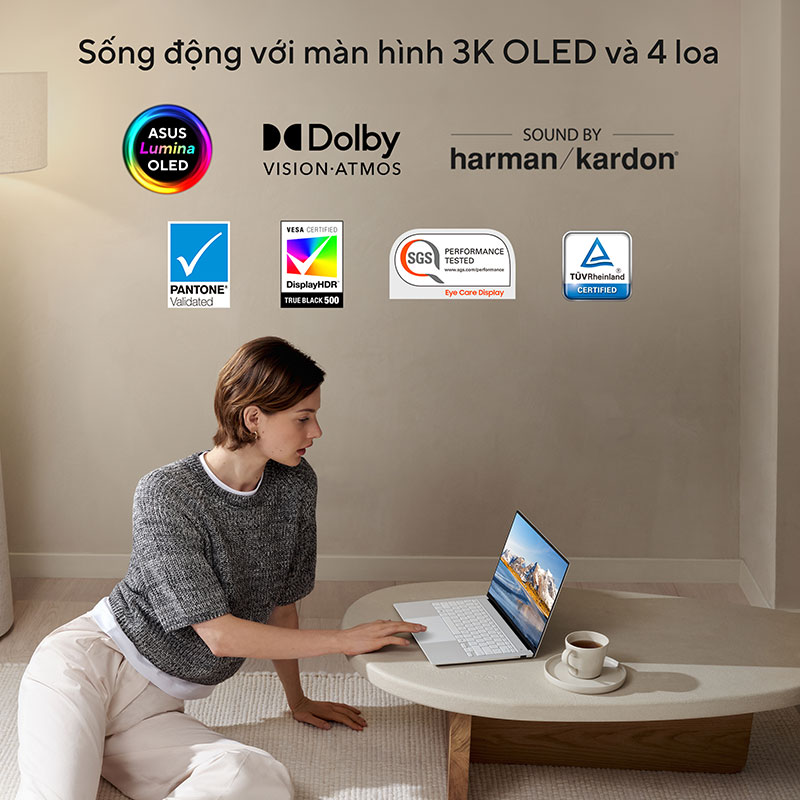 ASUS vẫn trung thành với màn hình OLED nhằm mang lại chất lượng hiển thị tốt nhất cho người dùng